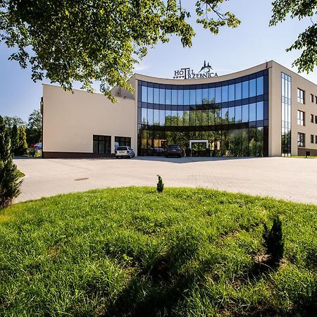 Hotel Trzebnica Ngoại thất bức ảnh