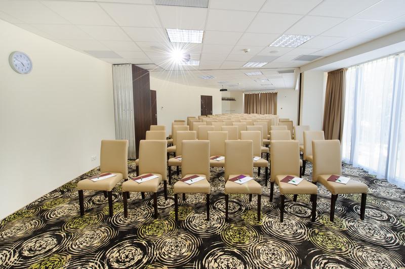 Hotel Trzebnica Ngoại thất bức ảnh