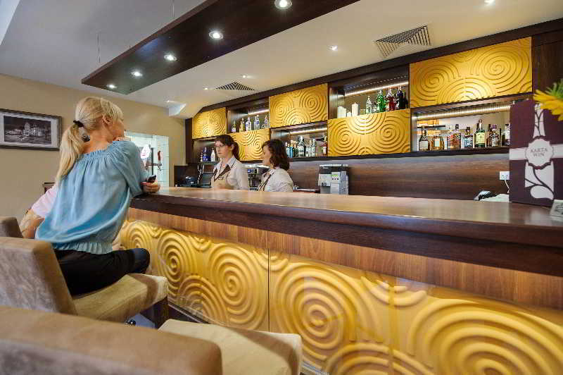 Hotel Trzebnica Ngoại thất bức ảnh